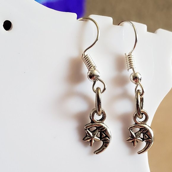 Silver Tone Hook Crescent Moon Star Earrings Style - Picture 1 of 2